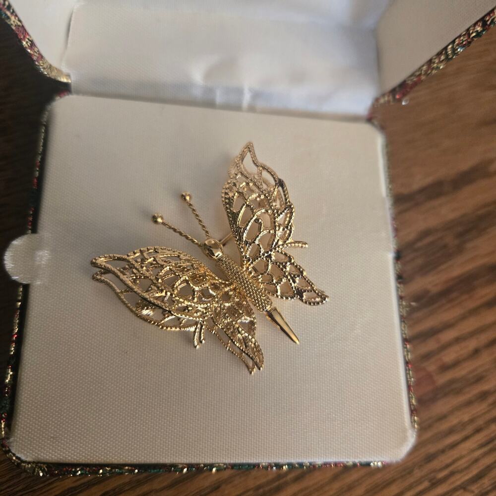 Vintage Monet Gold Tone Butterfly Brooch New On Original Ornate Box VTG Gift